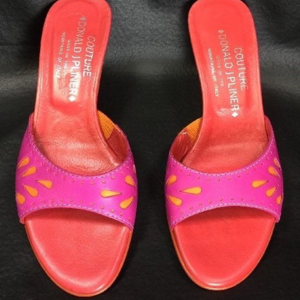 Couture Donald J Pliner pink and orange slides
